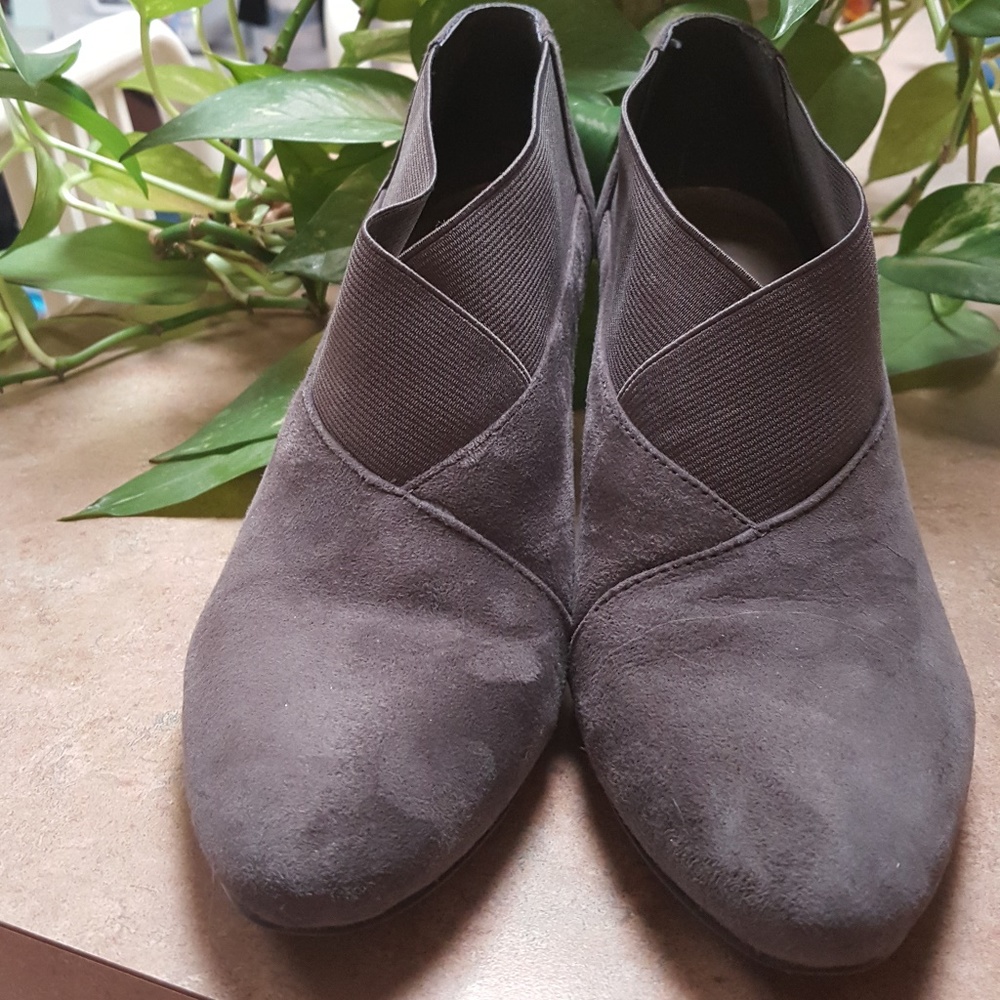Bandolino booties - Gray - 7.5M